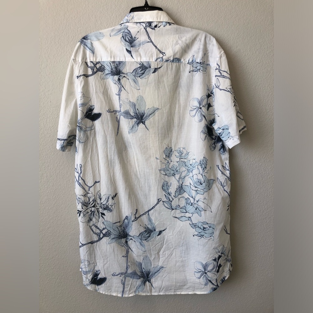 Zara blue floral shirt - Picture 3 of 3